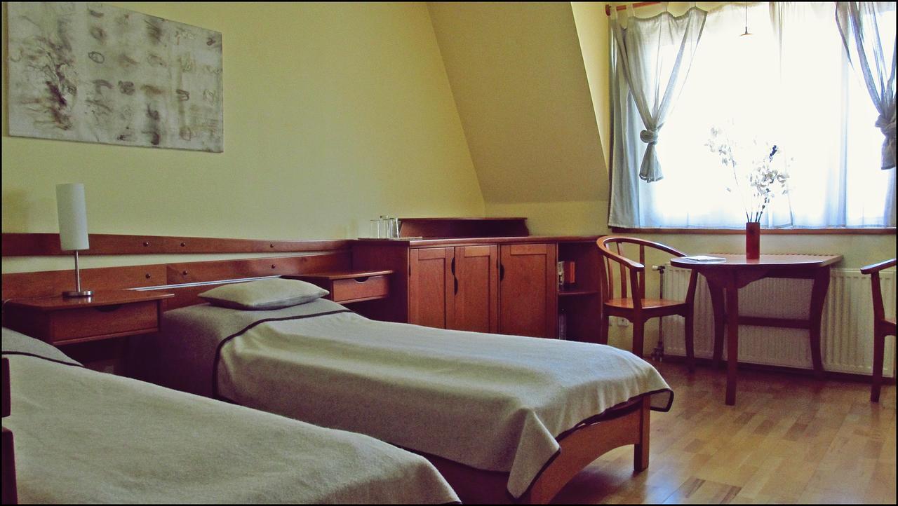 The Zen Hotel - Posticum Oradea Exterior foto