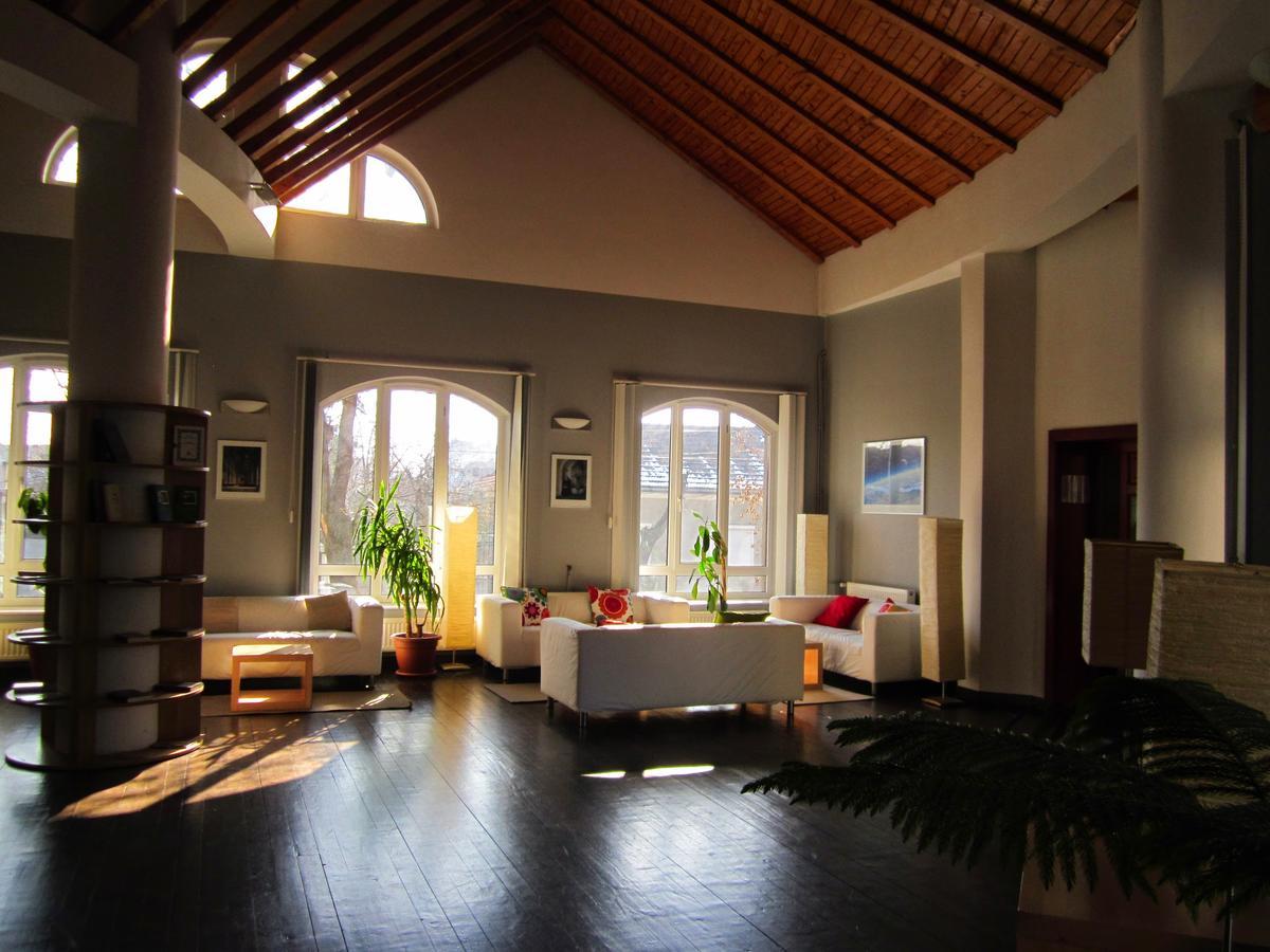 The Zen Hotel - Posticum Oradea Exterior foto