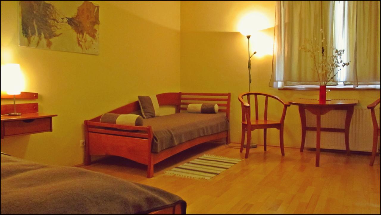 The Zen Hotel - Posticum Oradea Exterior foto